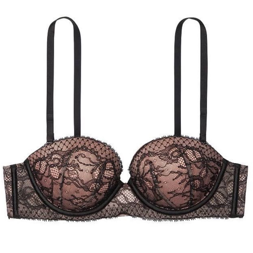 very sexy strapless Victoria’s Secret bra 32A
